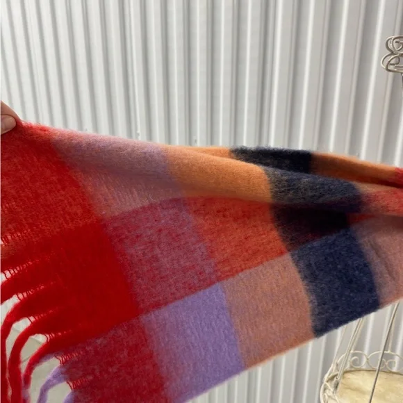 Multi colored Scarf - Picture 5 of 5